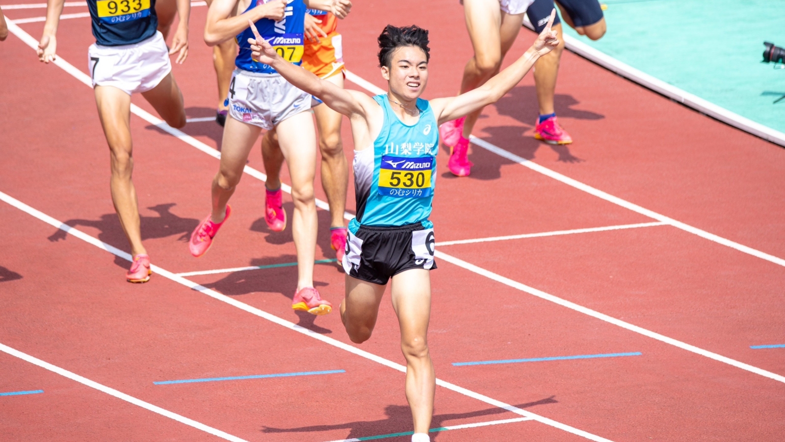 北村魁士(スポーツ科学部2022年度入学)2023年天皇賜杯全日本学生陸上競技対校選手権男子800 m優勝、2023年度学生ランキング5位