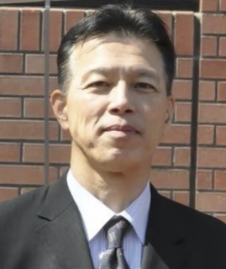 スポーツ科学部教授・学部長 遠藤 俊郎