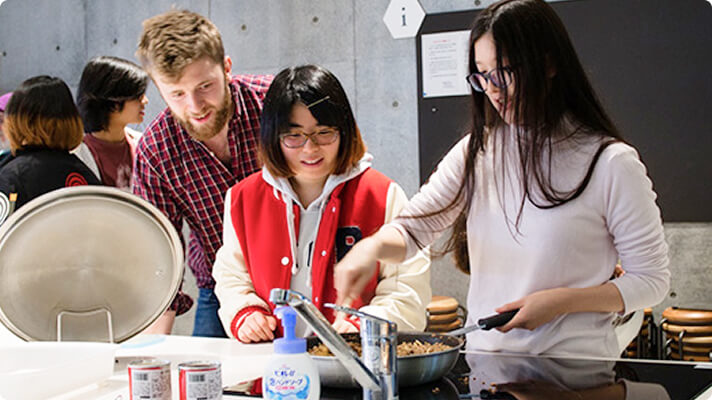 中国留学生学友会の様子